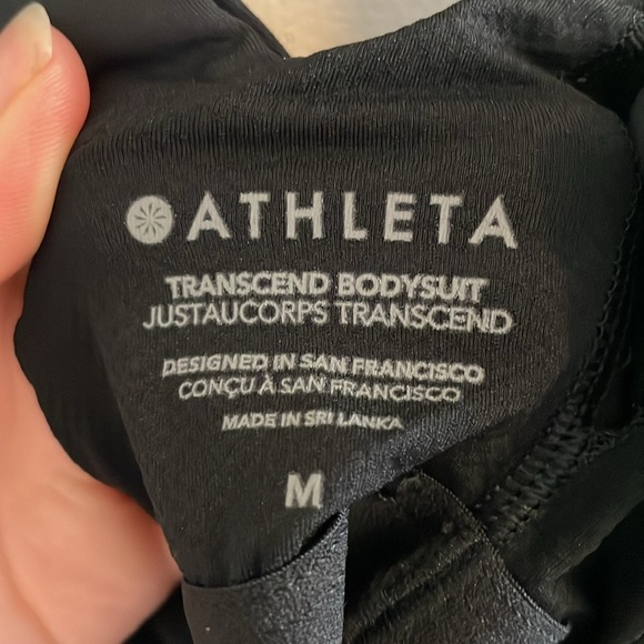 Athleta Transcend 7/8 Bodysuit Women’s Size Medium Yoga Athletic Workout Black - Picture 11 of 14